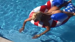 'Bleached Blonde Bombshells 2' screenshot nº 122