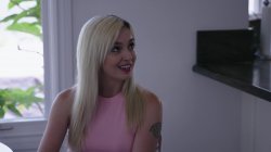 Captura de 'Lesbian Adventures: Older Women Younger Girls Vol. 19' nº 91