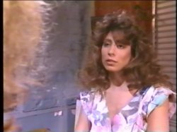 Captura de 'Lesbian Bra Busters: Christy Canyon' nº 74