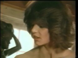 Captura de 'Lesbian Bra Busters: Christy Canyon' nº 112