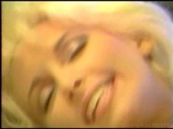 Captura de 'Kay Parker's Lesbian MILF Party' nº 117