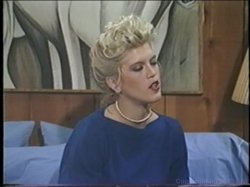 Captura de 'Kay Parker's Lesbian MILF Party' nº 127