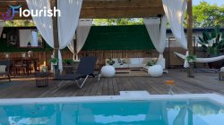 Captura de 'Anna Kovachenko Gives MrFlourish 3 Day Resort Tour' nº 3