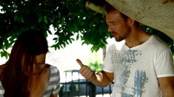 Captura de 'Couples Seeking Teens 16' nº 77