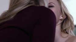 Captura de 'Girls Like Girls Where I Come From' nº 115
