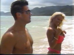 Captura de 'Sex Hawaiian Style' nº 5