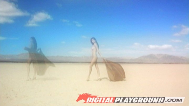 Beach Babe Gets Load On Her Face Image