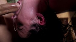 Captura de 'Down the Throat 3' nº 129