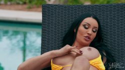 'Poolside Poundings' screenshot nº 3