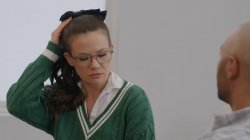 Captura de 'Nerdy Girls Need Cock' nº 45