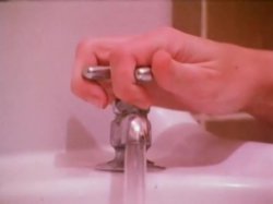 'The Passions Of Carol: Director's Commentary' screenshot nº 134