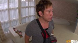Captura de 'Horny Japanese Nurse Drains Balls' nº 31