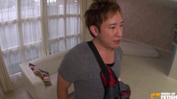 Captura de 'Horny Japanese Nurse Drains Balls' nº 32