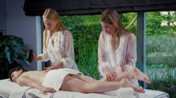 Captura de 'Hot Girl Massage Stories' nº 2