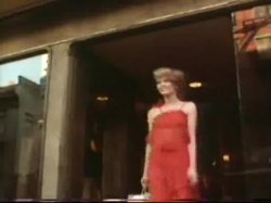 'Blonde in Black Silk' screenshot nº 97