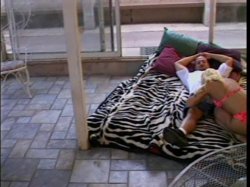 Captura de 'Girls Next Door' nº 110