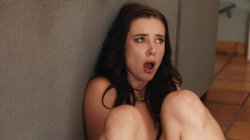Captura de 'Stuck In My Stepmom' nº 5