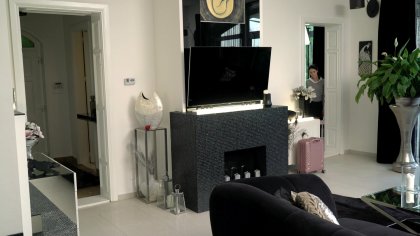 Scene 3