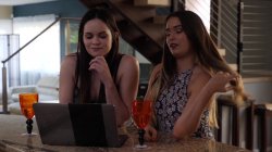'Women Seeking Women Vol. 151' screenshot nº 2