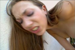 Captura de '2 Young Sluts 'N 3 Way-Sex' nº 73