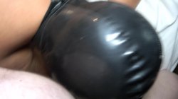 Captura de 'Sarah Arabic and Mrs Dawson 15 Guys Gangbang' nº 81