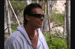 'Bare Naked' screenshot nº 5