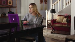 Captura de 'My TS Stepmom 2 - Forbidden Sex' nº 8