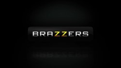 Captura de 'Brazzers Presents: The Parodies 5 - Straight Outta Brazzers' nº 129