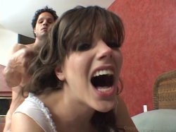 Captura de 'DP'd By My Husband & His Friend Vol. 4' nº 20