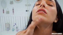 Captura de '8th Street Latinas Vol. 40' nº 34