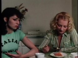 Captura de 'Trouble With Young Stuff' nº 17