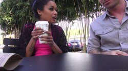 'Tattooed Girls' screenshot nº 1