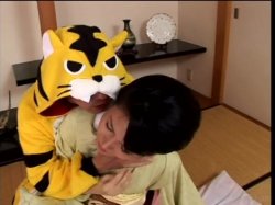 Captura de 'Cum Inside My Kimono' nº 62