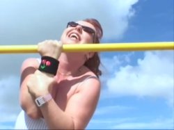Captura de 'B.L.O.W. Busty Ladies of Oil Wrestling' nº 80