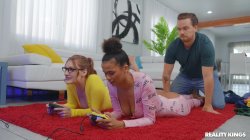 Captura de 'Hot Girls Game' nº 3