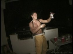 Captura de 'Shane's World 26 - Toga Party' nº 121