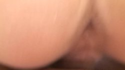 Captura de 'Hot Wife Swingers and Creampie Eating Cuckolds Vol. 7' nº 31