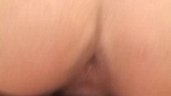 Captura de 'Hot Wife Swingers and Creampie Eating Cuckolds Vol. 7' nº 32