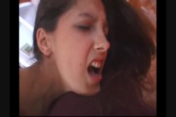 Captura de 'Young & Crazy T.T. Boy' nº 8