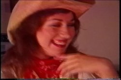 Captura de 'Lesbian Bra Busters In The 70's Vol. 2' nº 29