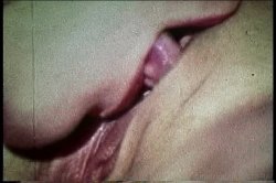 Captura de 'Lesbian Bra Busters In The 70's Vol. 2' nº 108