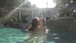 Captura de 'Girls Kissing Girls Vol. 16' nº 8