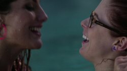 Captura de 'Girls Kissing Girls Vol. 16' nº 17