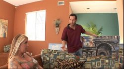 'Big Titty MILFS 7' screenshot nº 4