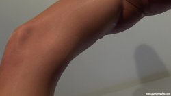 'Dana Wolf Spandex Bronze Glossy Brown and White Seamless Pantyhose with Seductive JOI!' screenshot nº 28