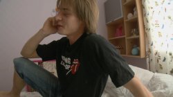 Captura de 'Petite Cuties Get Toyed & Dicked in 3Some' nº 3
