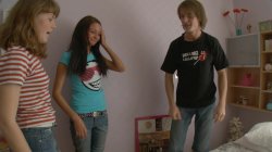Captura de 'Petite Cuties Get Toyed & Dicked in 3Some' nº 7