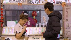 Captura de 'Boba Tea Girl Exploited By Her Boss For Profit' nº 15