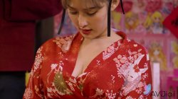 Captura de 'Boba Tea Girl Exploited By Her Boss For Profit' nº 44