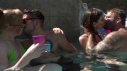 'Trans Pool Party 2' screenshot nº 24